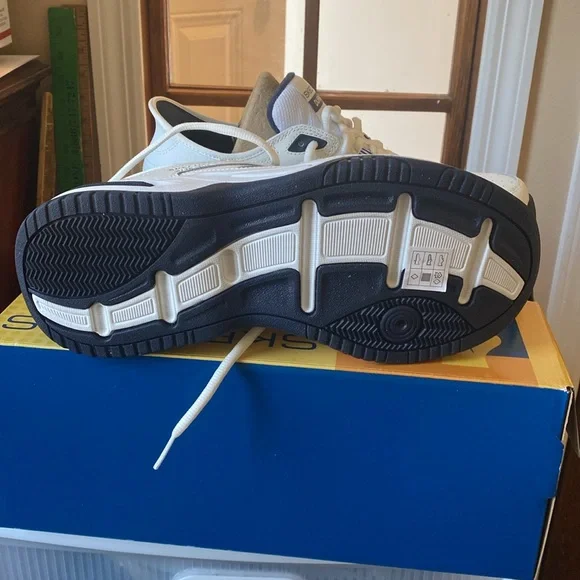 Skechers men’s slip in athletic shoes size 9 4E new without tags or tags - Picture 5 of 7